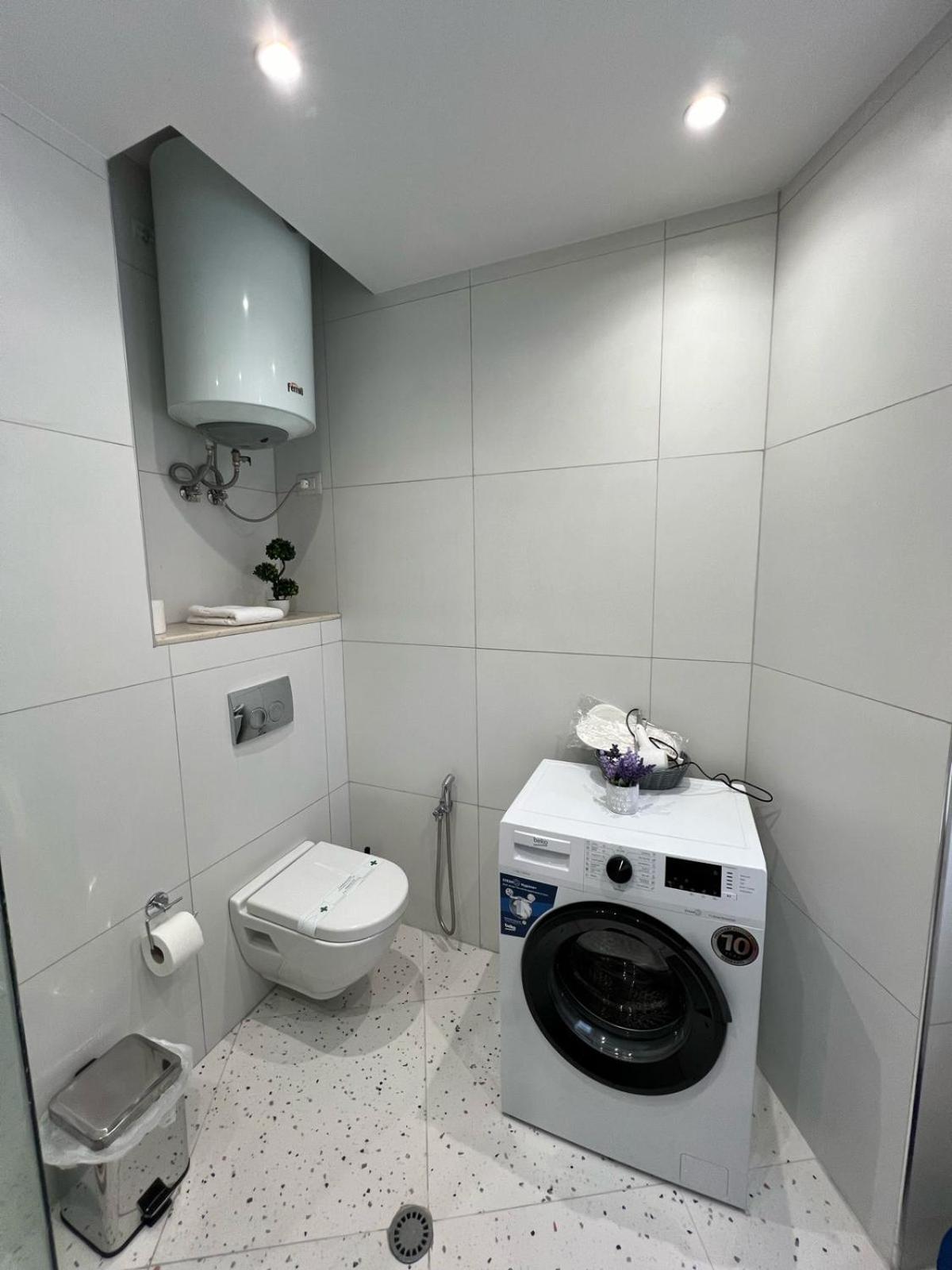 Metropolitan Charm: Cozy 1Br In 7Min To Skanderbeg Apartment Tirana Exterior foto